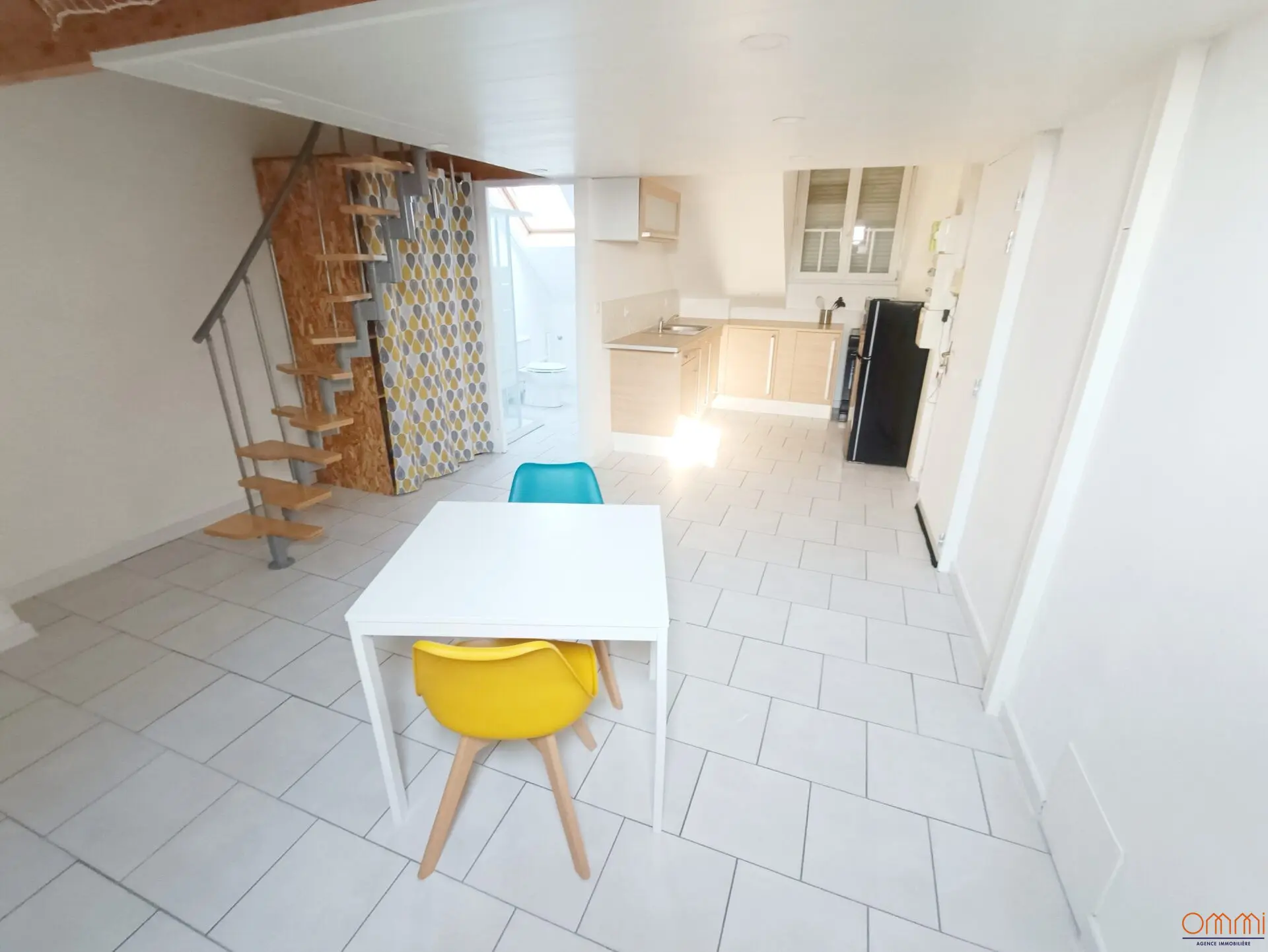 Studio à louer Albert (80) avec mezzanine, 32m2