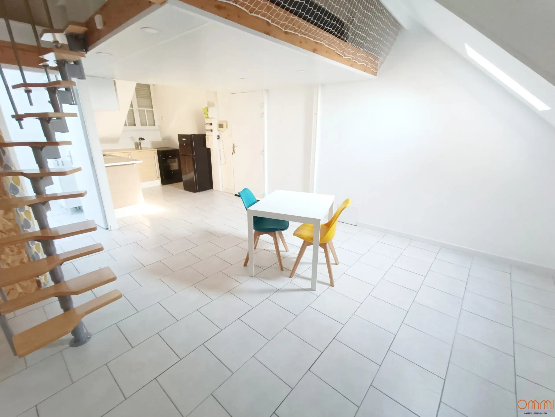 Studio à louer Albert (80) avec mezzanine, 32m2
