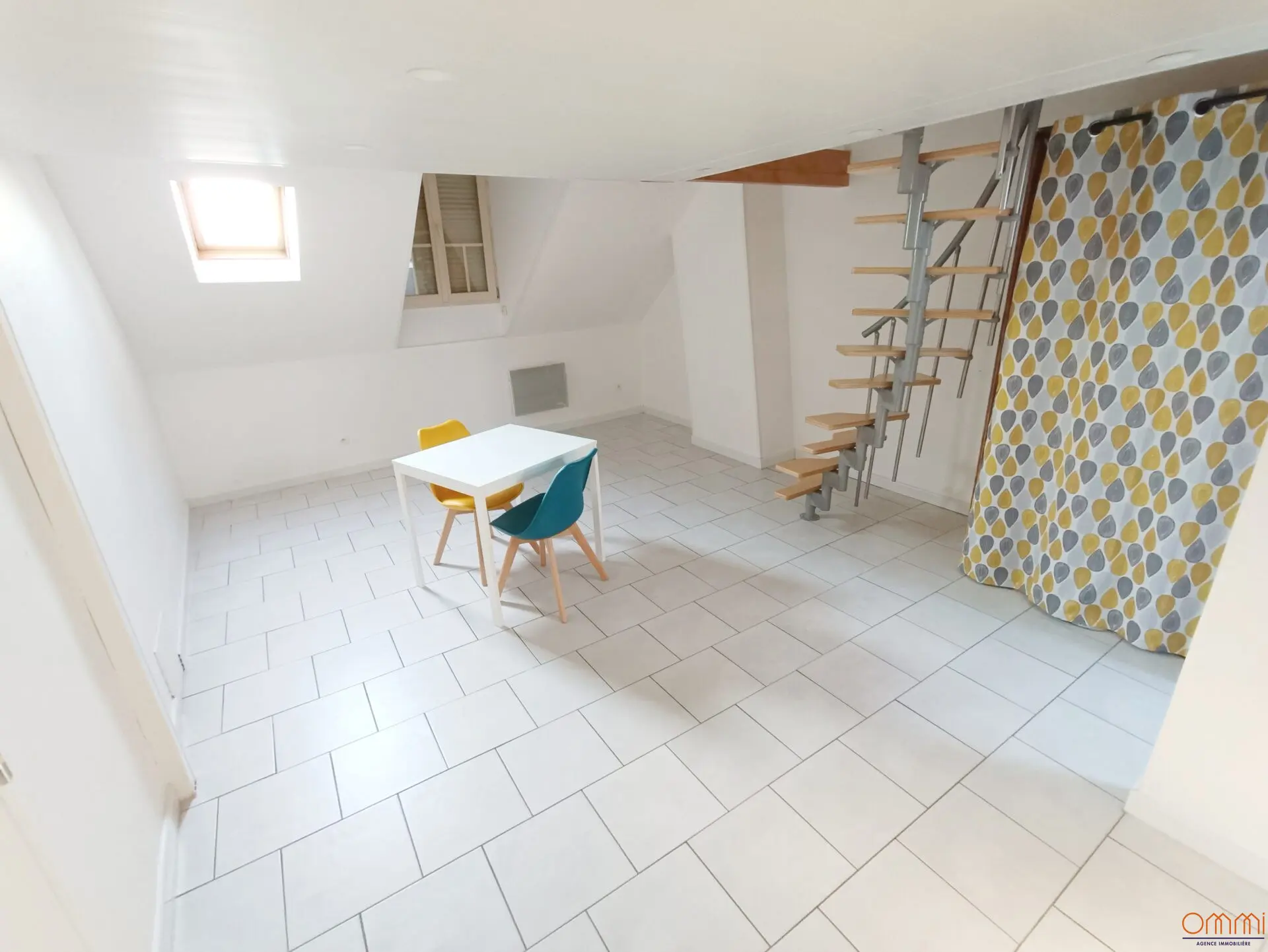 Studio à louer Albert (80) avec mezzanine, 32m2