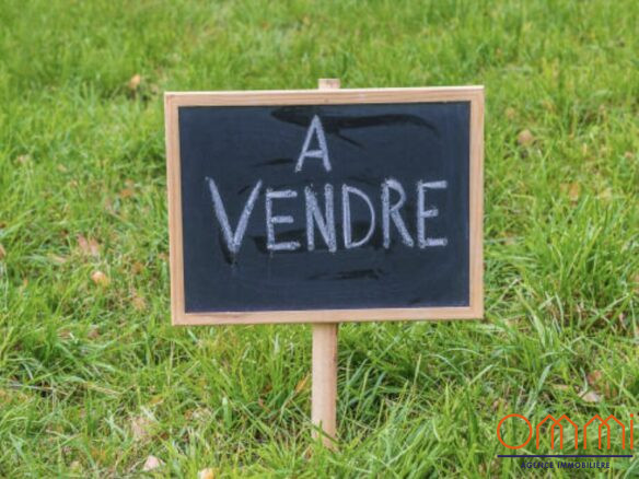 Terrain constructible 10 475m2 Ommi agence immobilière Amiens Agence immobilière Amiens, Ommi Immobilier Amiens,